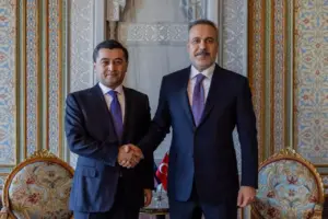 Dışişleri Bakanı Fidan, Özbek mevkidaşları ile İstanbul’da görüştü