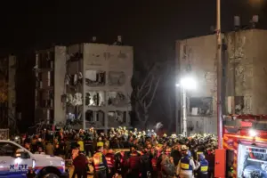 İran, İsrail’in güney ve kuzey bölgelerini art arda düzenlediği misillemelerle hedef aldı