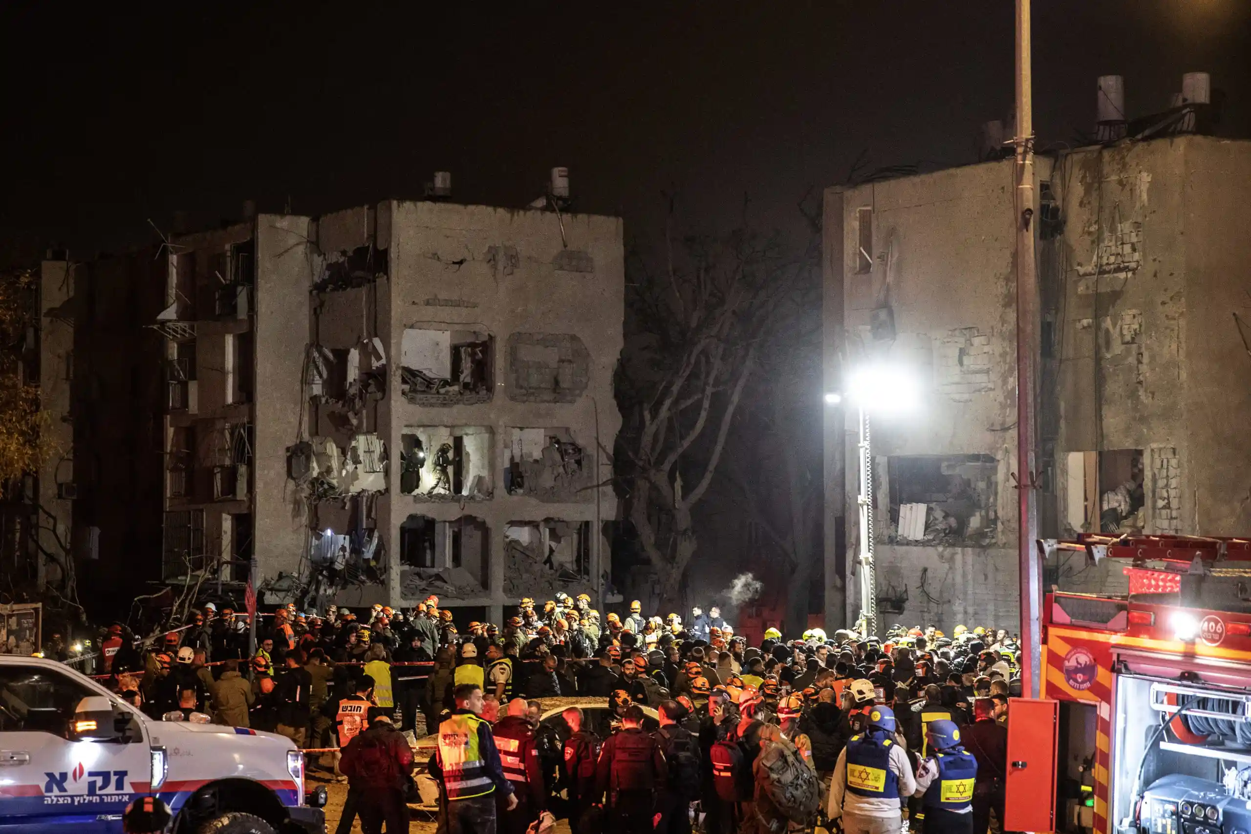 İran, İsrail’in güney ve kuzey bölgelerini art arda düzenlediği misillemelerle hedef aldı