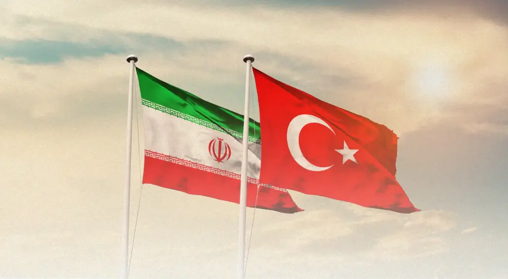 İran: Türkiye’ye füze atmadık