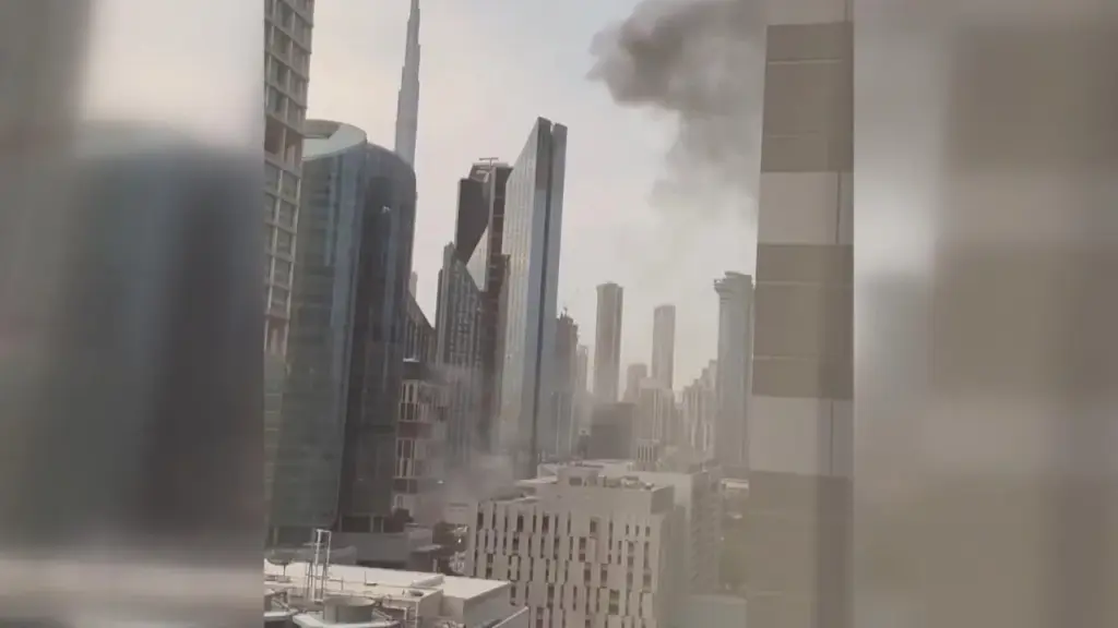 İran’dan Dubai, Abu Dabi ve BAE’deki bazı limanlara saldırı uyarısı