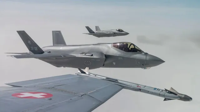 İsviçre, ABD’den satın almayı planladığı F-35 savaş uçaklarının sayısını azalttı