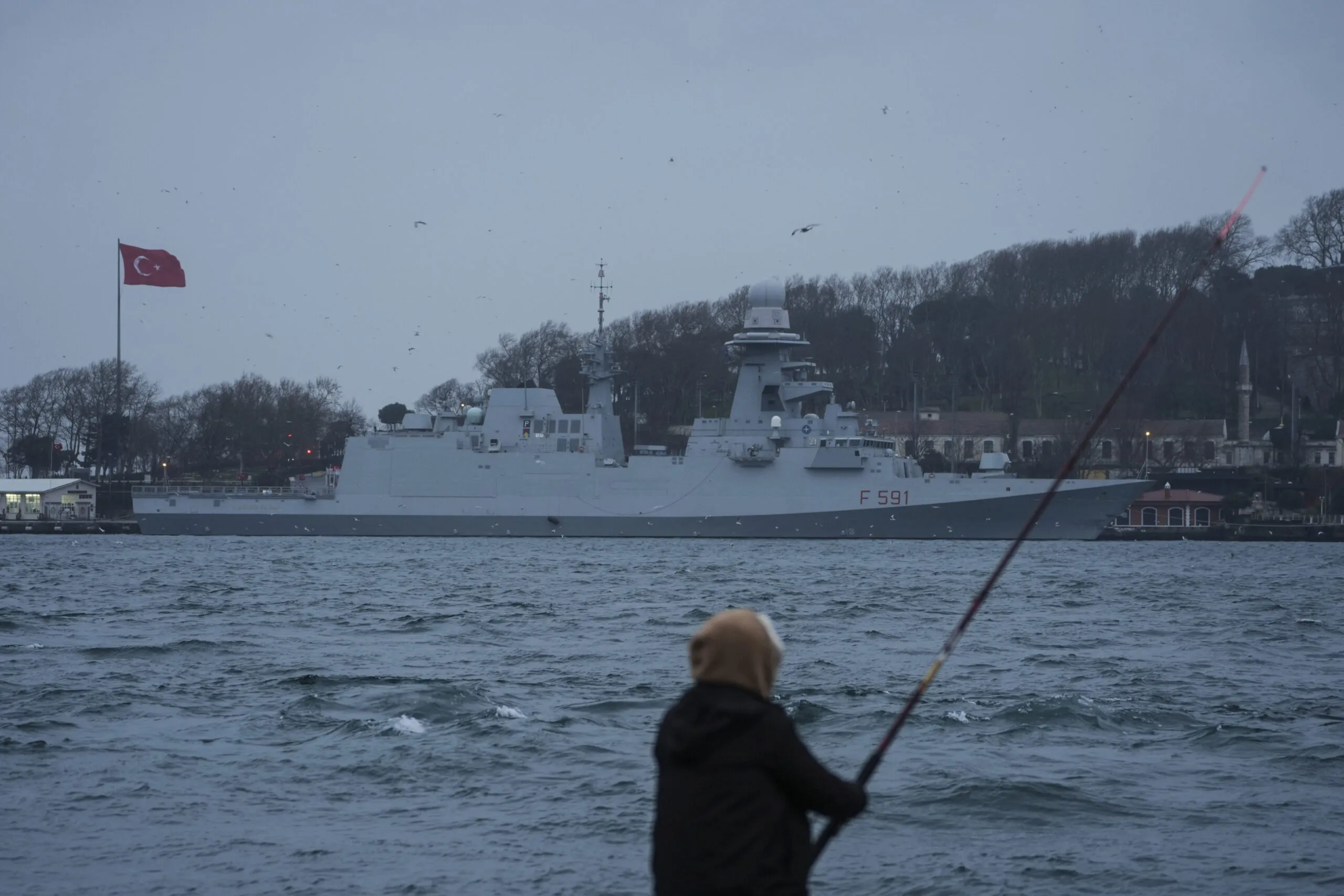 İtalyan fırkateyninden NAT Daimi Deniz Görev Grubu-2 kapsamında İstanbul’a liman ziyareti