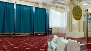 Kazakistan’da halk yeni anayasaya ‘evet’ dedi
