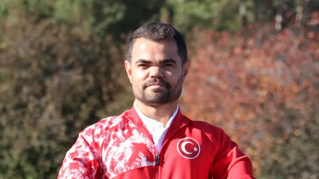 Milli para halterci Abdullah Kayapınar, Avrupa şampiyonu oldu