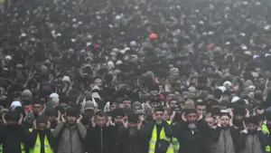 Rusya’da Ramazan Bayramı Coşkusu On Binlerce Müslüman Sokaklara Taştı