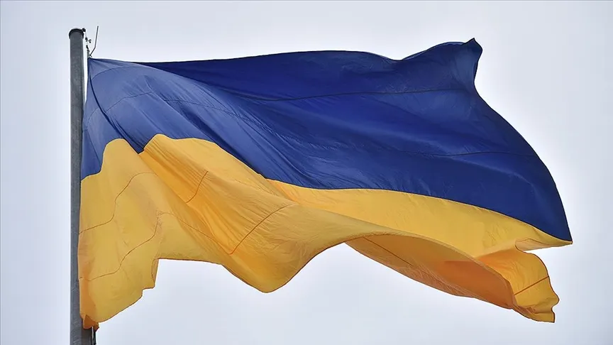 Ukrayna: Rusya’da askeri havaalanı, bir liman ve 2 gemiye saldırı düzenledik