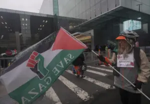 Yahudi Amerikalılar New York’ta ADL politikalarını protesto etti